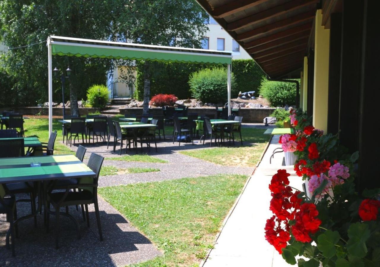 Des Fleurs 3* Servion